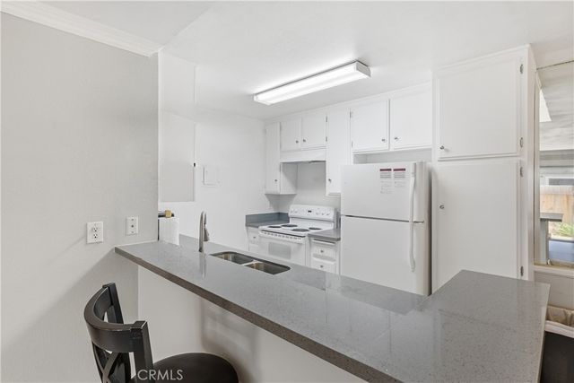 2511 W. Sunflower Ave. H3, Santa Ana, CA 92704