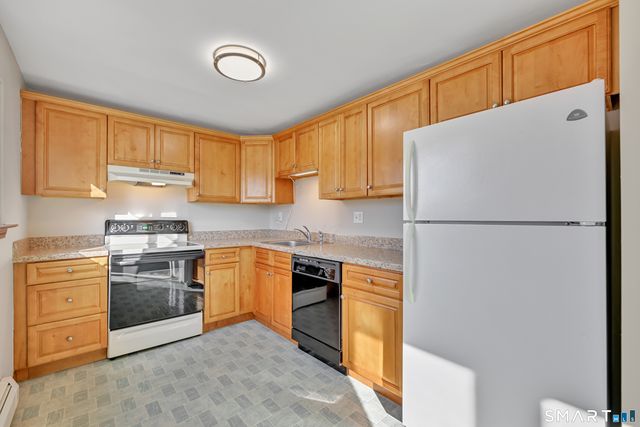 168 Churchill Drive 168, Newington, CT 06111