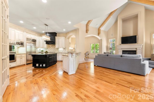 1405 Saratoga Woods Drive, Waxhaw, NC 28173