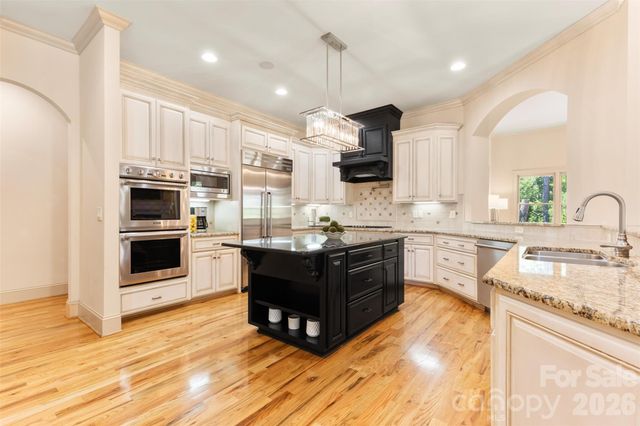 1405 Saratoga Woods Drive, Waxhaw, NC 28173