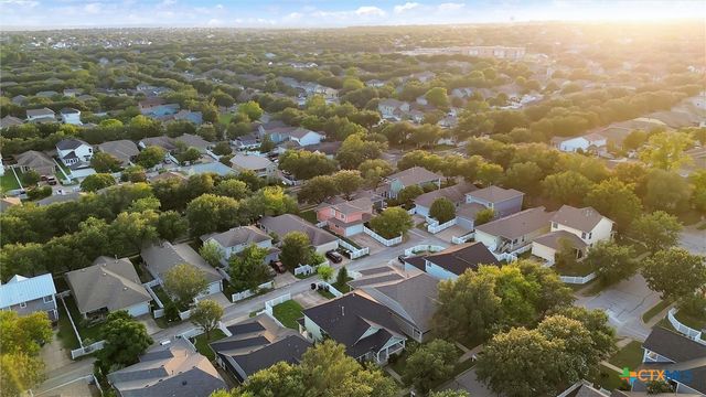 627 Scheel, Kyle, TX 78640