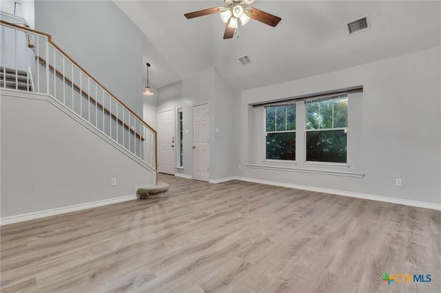 627 Scheel, Kyle, TX 78640