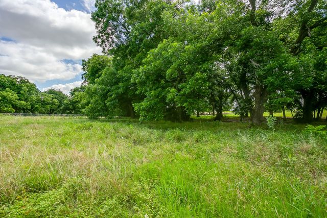 301 Dixon Road, Aledo, TX 76008