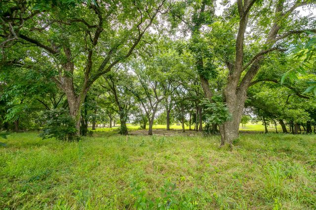301 Dixon Road, Aledo, TX 76008