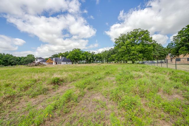 301 Dixon Road, Aledo, TX 76008