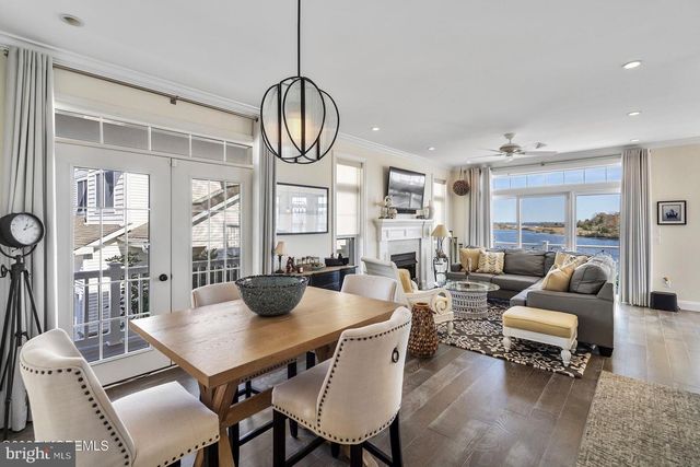 7 TRAVELERS WAY, Bayville, NJ 08721
