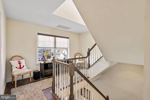 7 TRAVELERS WAY, Bayville, NJ 08721