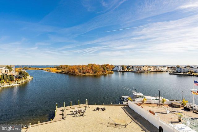 7 TRAVELERS WAY, Bayville, NJ 08721