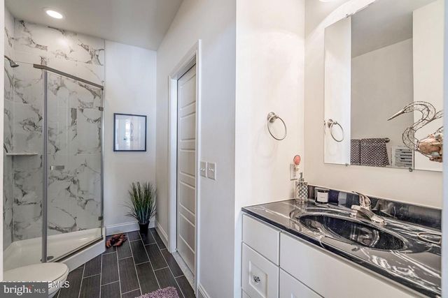 7 TRAVELERS WAY, Bayville, NJ 08721