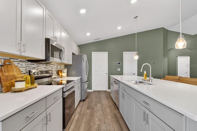 11911 STONE PINE STREET, Riverview, FL 33569