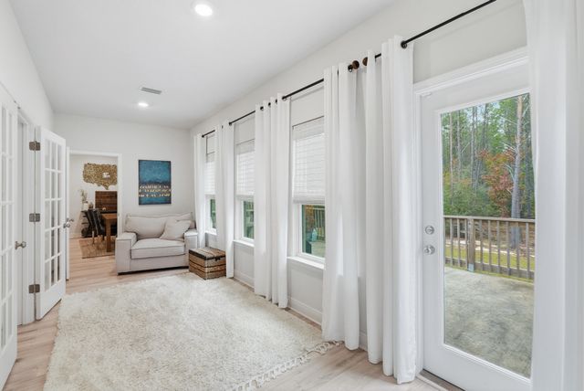 304 Perimeter Place, Freeport, FL 32439