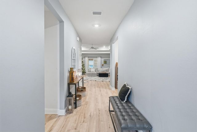 304 Perimeter Place, Freeport, FL 32439