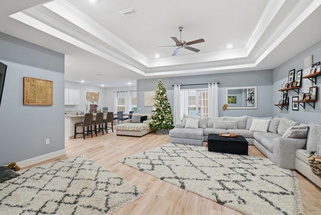 304 Perimeter Place, Freeport, FL 32439