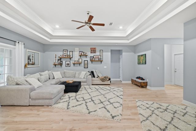 304 Perimeter Place, Freeport, FL 32439