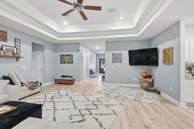 304 Perimeter Place, Freeport, FL 32439