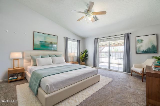 3338 E Avenue H4, Lancaster, CA 93535