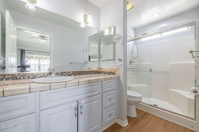 3338 E Avenue H4, Lancaster, CA 93535