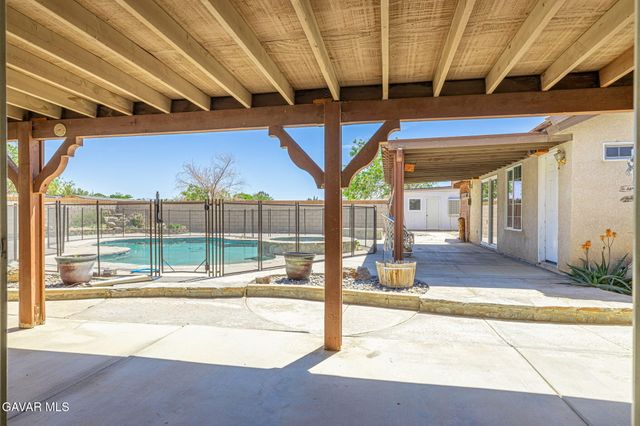 3338 E Avenue H4, Lancaster, CA 93535
