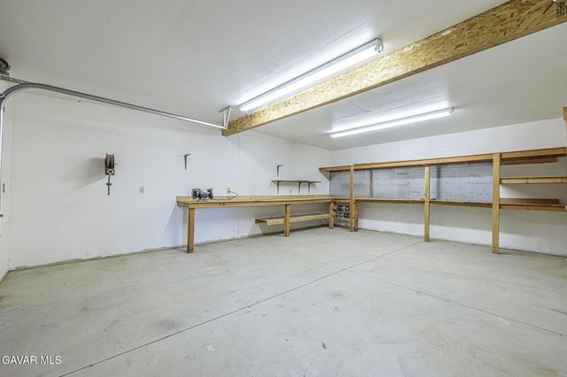 3338 E Avenue H4, Lancaster, CA 93535