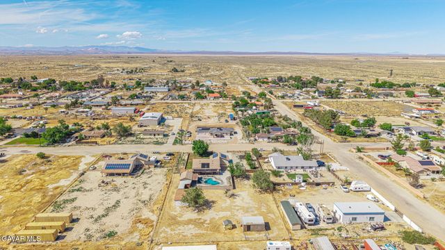 3338 E Avenue H4, Lancaster, CA 93535
