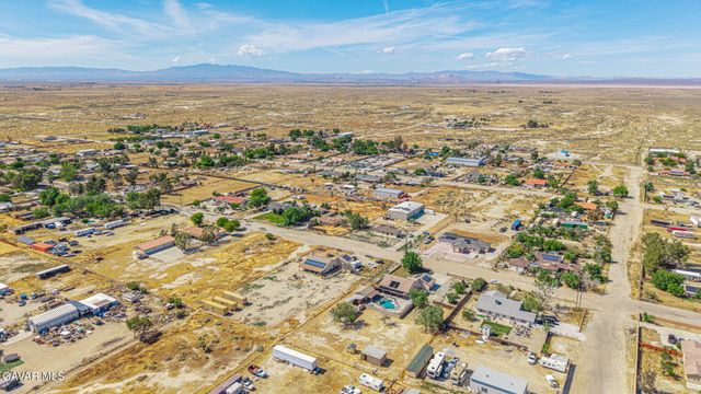 3338 E Avenue H4, Lancaster, CA 93535