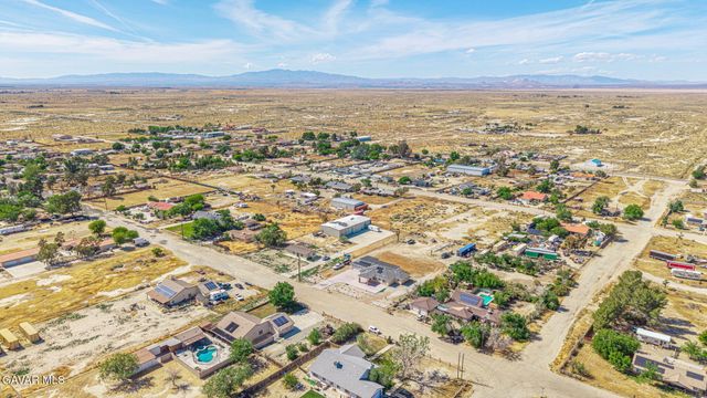 3338 E Avenue H4, Lancaster, CA 93535