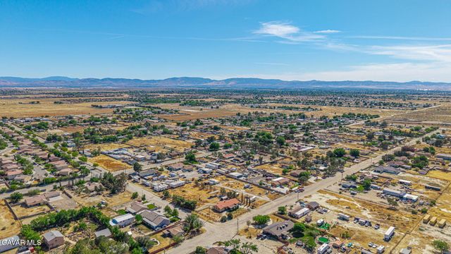 3338 E Avenue H4, Lancaster, CA 93535