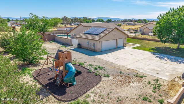 3338 E Avenue H4, Lancaster, CA 93535