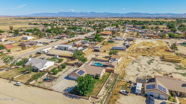 3338 E Avenue H4, Lancaster, CA 93535