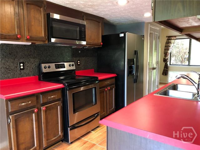 174 Woodstone Drive, Athens, GA 30605