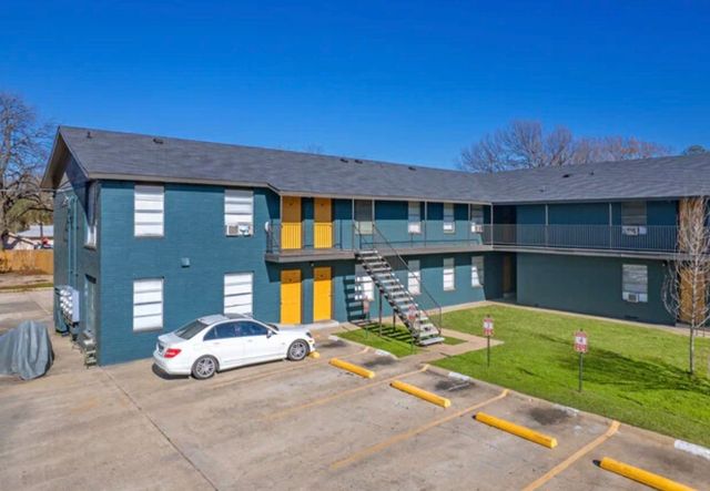 2211 S Vernon Avenue 115, Dallas, TX 75224