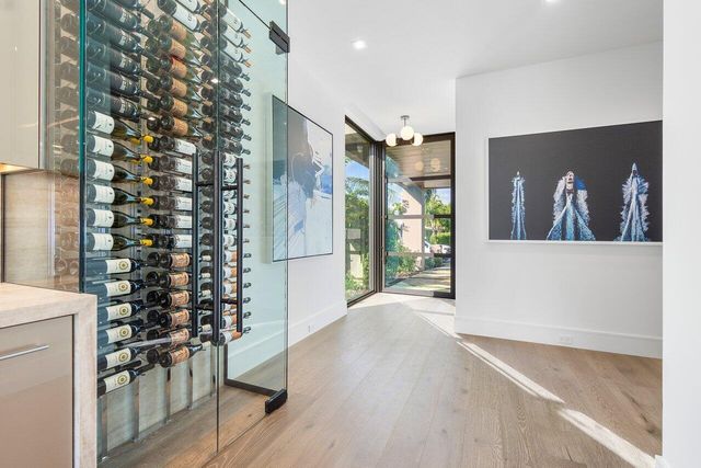 130 NE Wavecrest Way, Boca Raton, FL 33432