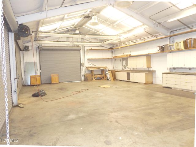 186 Fitzsimmons Hill Road, Elizabethton, TN 37643