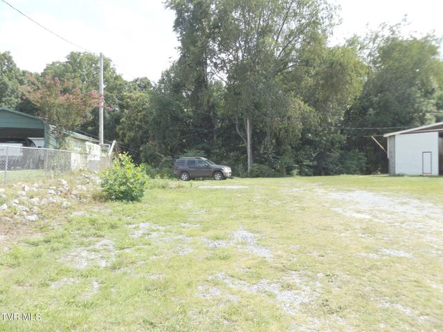 186 Fitzsimmons Hill Road, Elizabethton, TN 37643