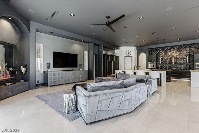 5016 Scenic Ridge Drive, Las Vegas, NV 89148