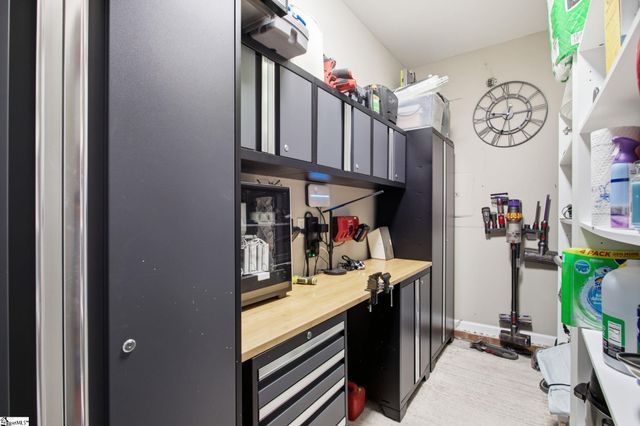 11 Shadowrock Court, Simpsonville, SC 29681