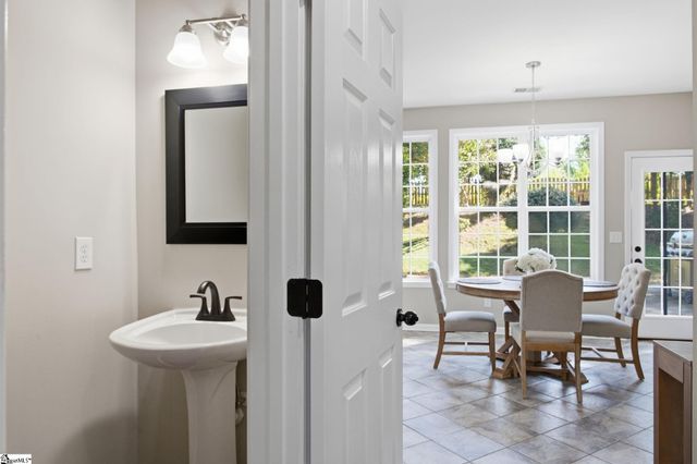 11 Shadowrock Court, Simpsonville, SC 29681