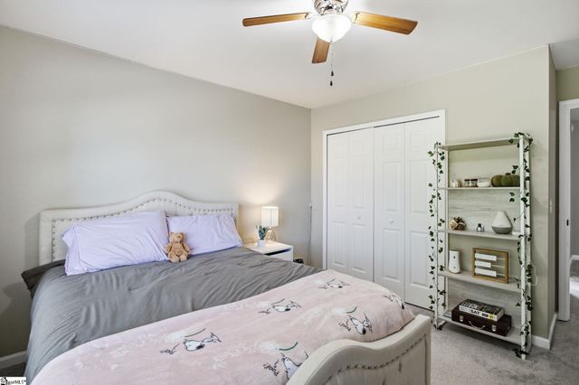 11 Shadowrock Court, Simpsonville, SC 29681