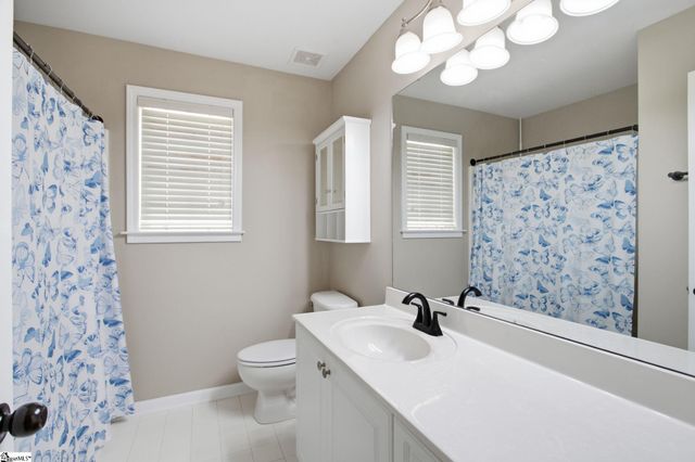 11 Shadowrock Court, Simpsonville, SC 29681