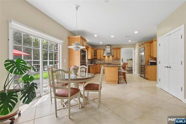 4 Leoson Parkway, Old Tappan, NJ 07675