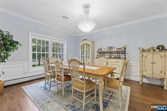 4 Leoson Parkway, Old Tappan, NJ 07675