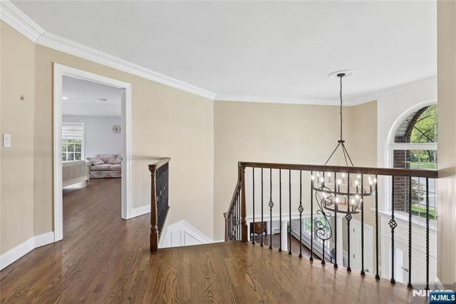 4 Leoson Parkway, Old Tappan, NJ 07675