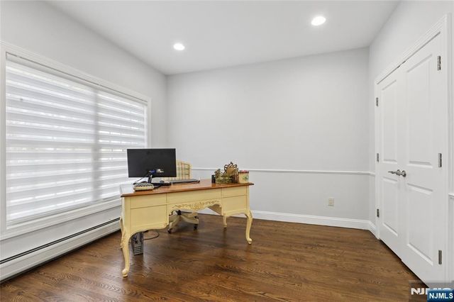 4 Leoson Parkway, Old Tappan, NJ 07675