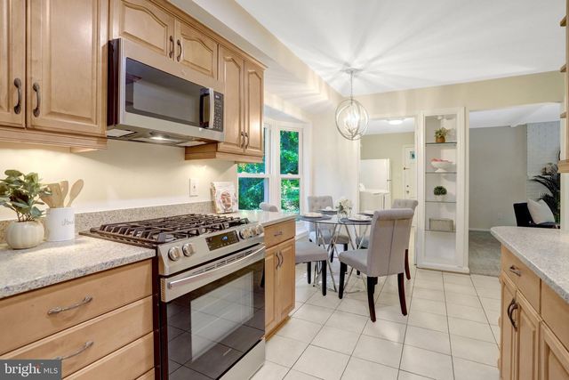 8407 BRIAR CREEK DR, Annandale, VA 22003
