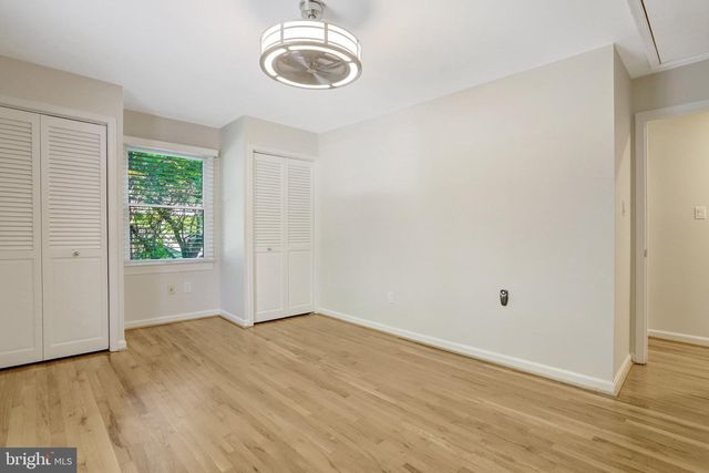 8407 BRIAR CREEK DR, Annandale, VA 22003