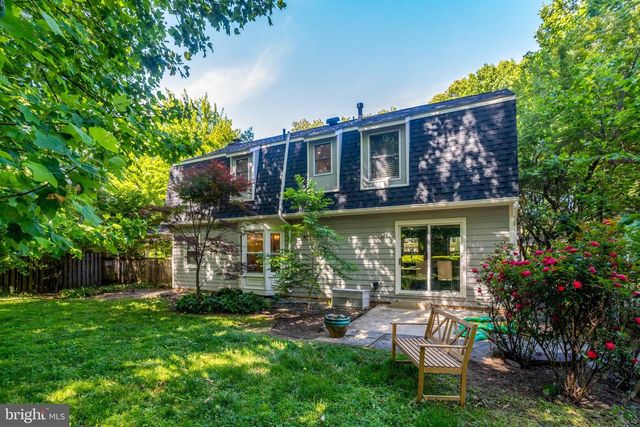 8407 BRIAR CREEK DR, Annandale, VA 22003