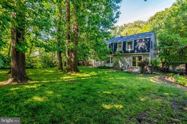 8407 BRIAR CREEK DR, Annandale, VA 22003