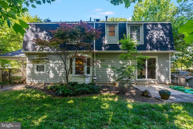 8407 BRIAR CREEK DR, Annandale, VA 22003