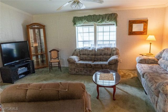 933 YACHT CLUB WAY, Moore Haven, FL 33471