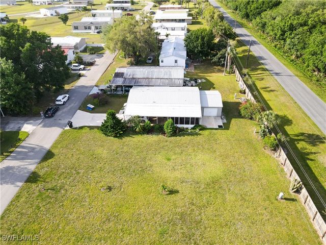 933 YACHT CLUB WAY, Moore Haven, FL 33471